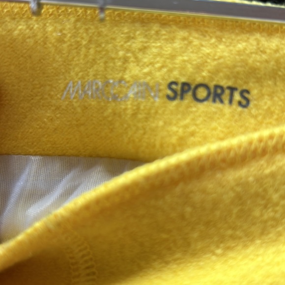 100% wool, fully lined Marc Cain Sport fun yellow skirt. Excellent condition. N5 - Picture 5 of 6
